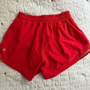 lululemon hotty hot 4in size 4